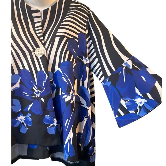 Mirelle Women's Blk/Wht Striped Blue Floral 1-Button Front Cardigan/Jacket SZ XL - Picture 5 of 9